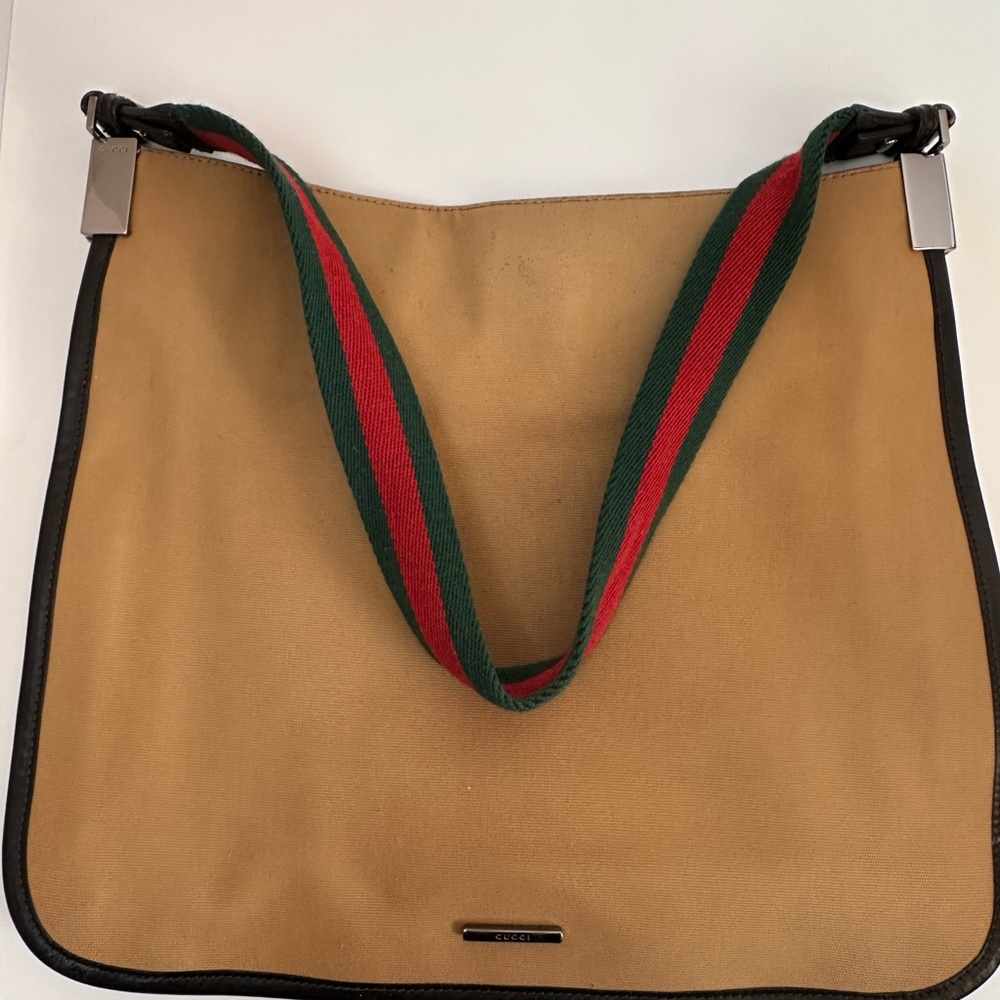 Authentic Gucci Canvas Shoulder Bag – Classic Web Stripe